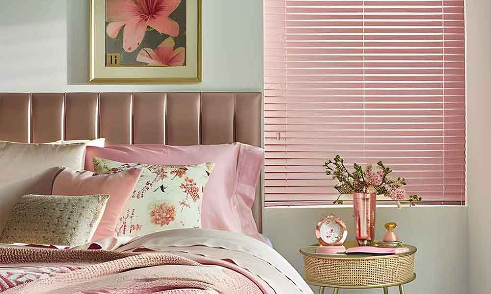 Bedroom Colour Ideas Featured