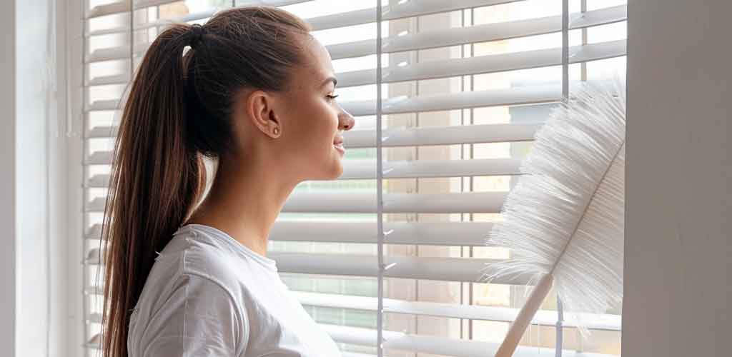Cleaning Wood Venetian Blinds